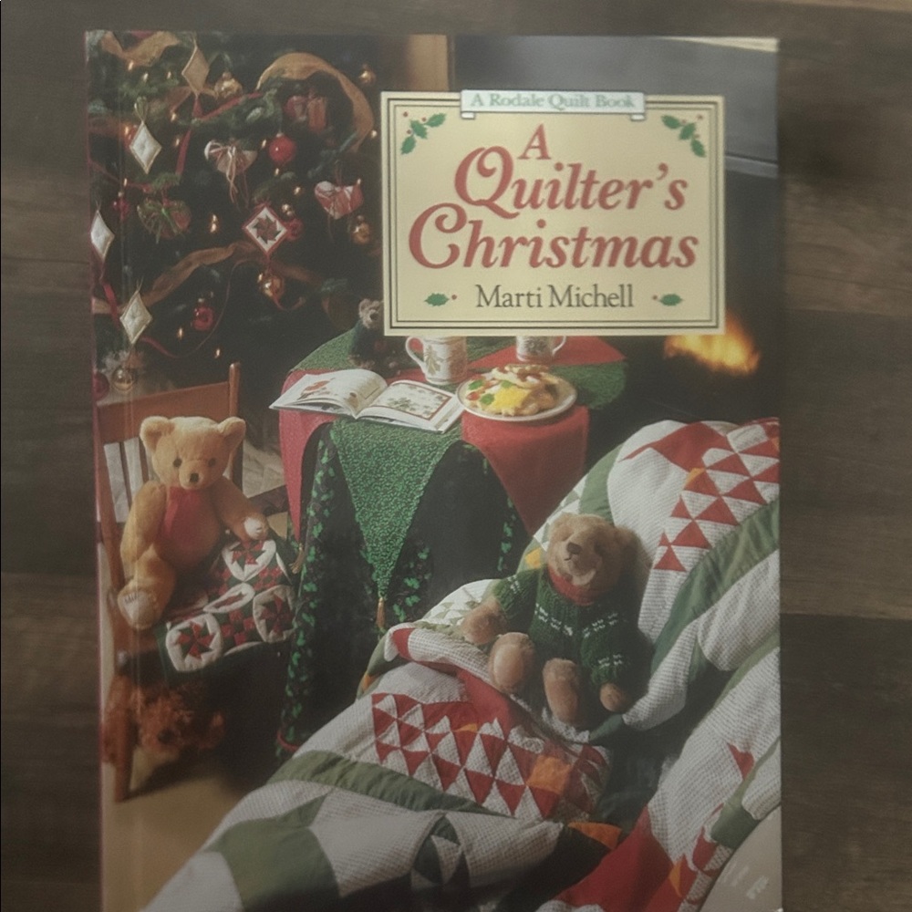 A Quilter's Christmas by Marti Michell - Festive Quilt Book